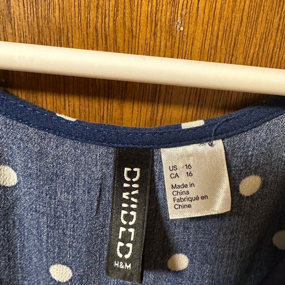 H&M polkadot T-shirt dress - Picture 2 of 5